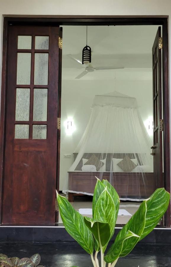 Leen Tangalle Ngoại thất bức ảnh