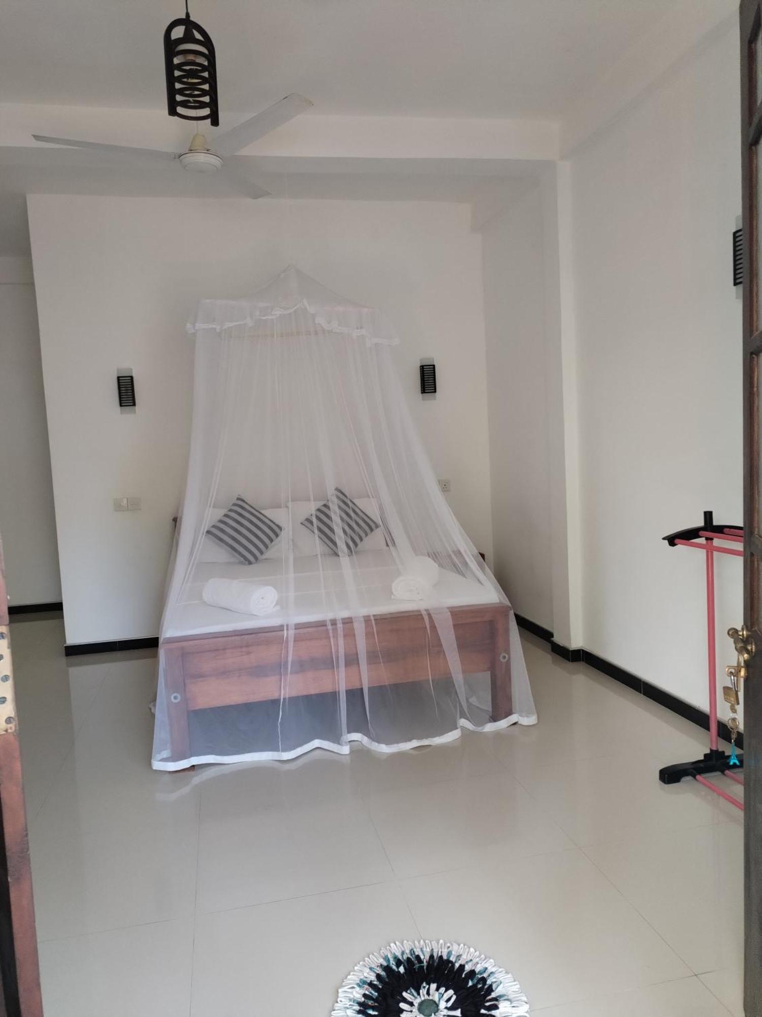 Leen Tangalle Ngoại thất bức ảnh