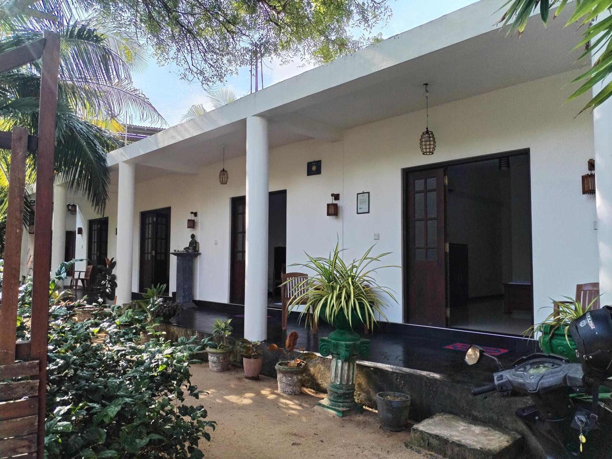 Leen Tangalle Ngoại thất bức ảnh